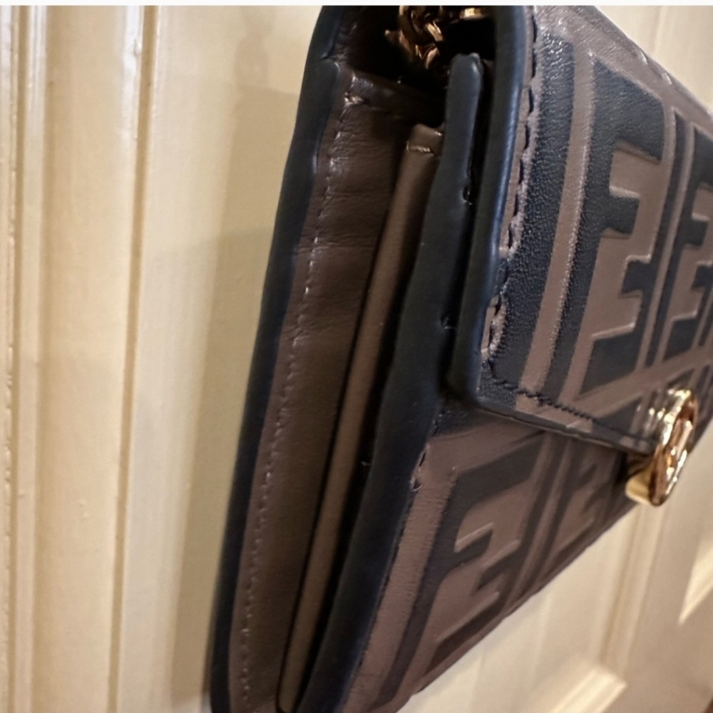 Fendi Black and Brown Logo Clutch - Picture 9 of 13